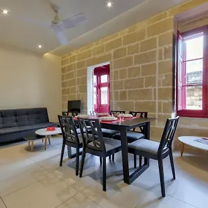 Apartament Vallettastay - Lucky Star Two Bedroom 203, Valletta