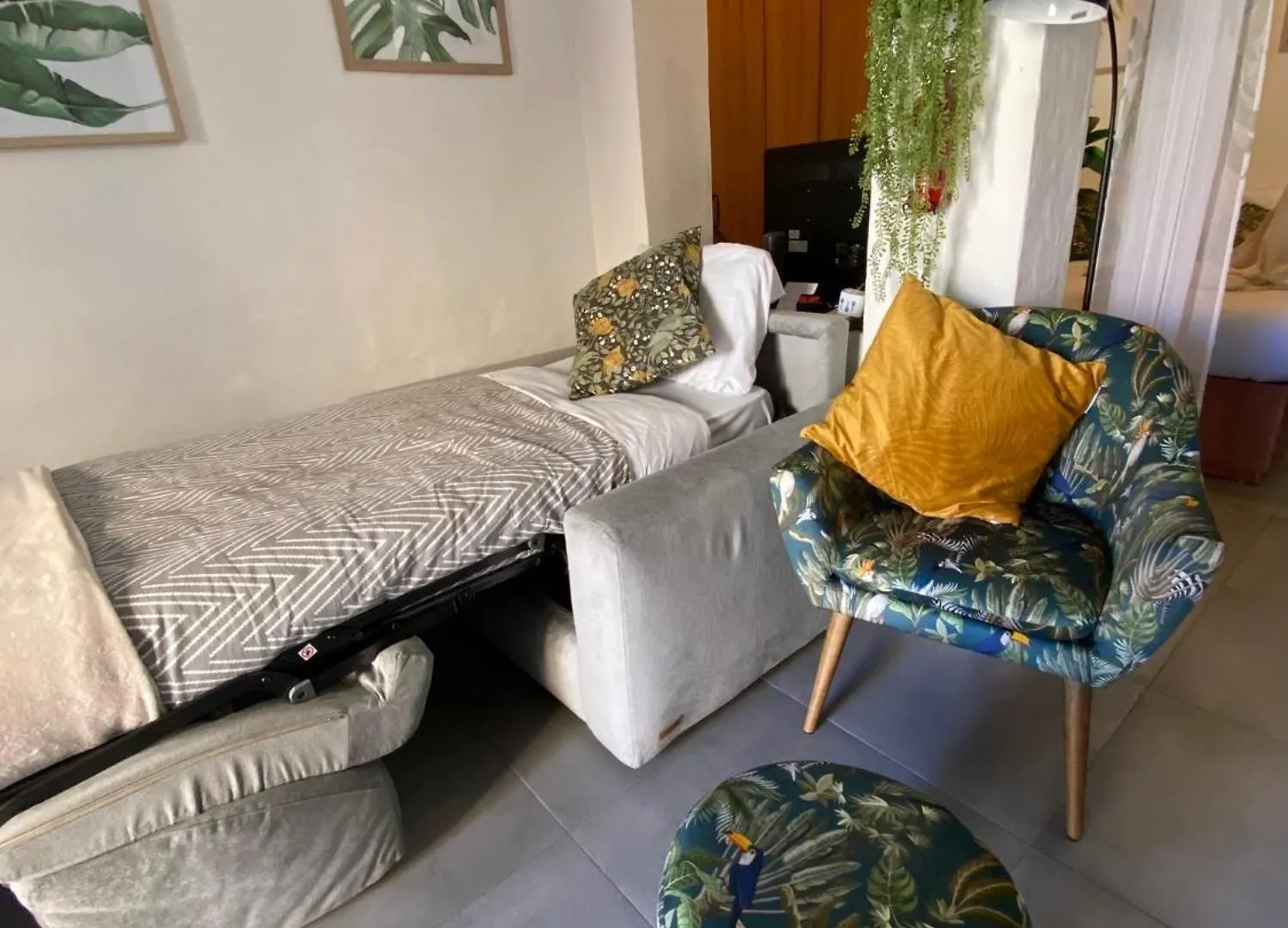 Cozy Flat. Swim Beach 2 Minutes Walk. The Old Valletta Mcri1-1 0*,