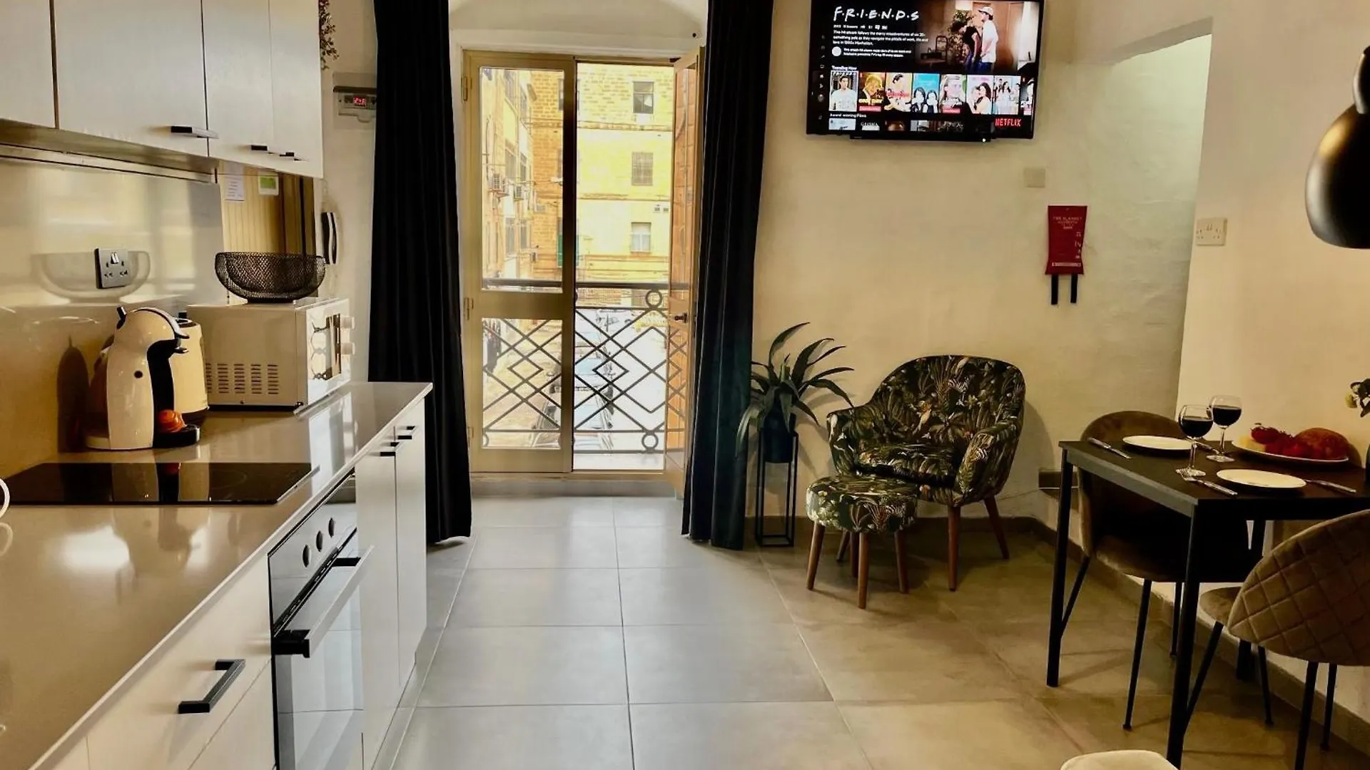 Cozy Flat. Swim Beach 2 Minutes Walk. The Old Valletta Mcri1-1 Appartamento