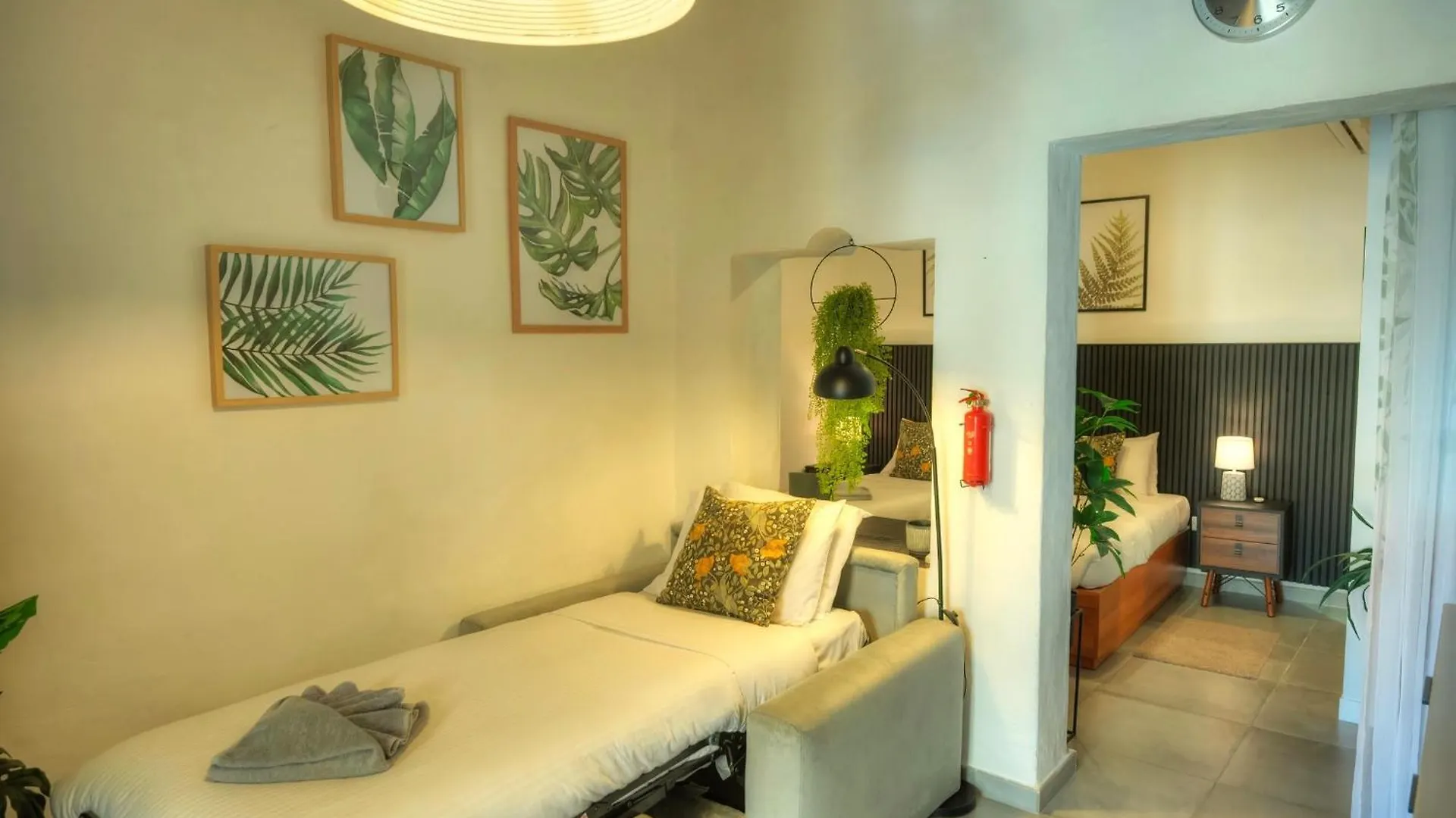 Cozy Flat. Swim Beach 2 Minutes Walk. The Old Valletta Mcri1-1 0*,  Malta