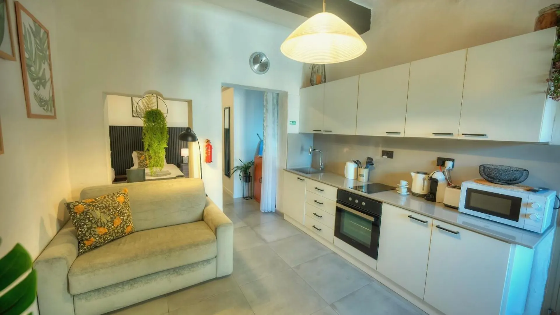 Cozy Flat. Swim Beach 2 Minutes Walk. The Old Valletta Mcri1-1